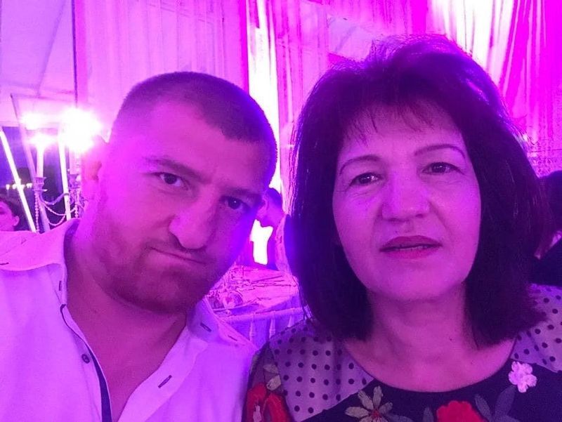 Vezi cum arată mama lui Cătălin Moroșanu de la Survivor România