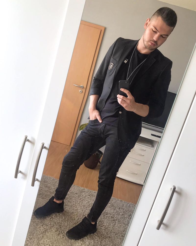 Razvan Botezatu