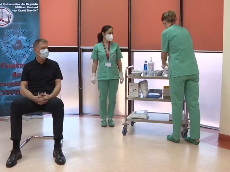 Klaus Iohannis s-a vaccinat împotriva COVID-19
