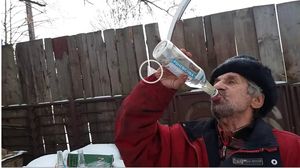 Fenomenul „trash streaming” face încă o victimă! Un bărbat de 60 de ani a murit în timpul unei filmări LIVE