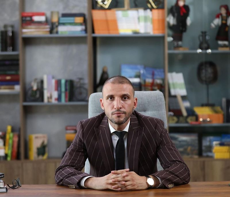 Ștefan Mandachi, primul &bdquo;Șef sub acoperire&rdquo; din noul sezon al emisiunii