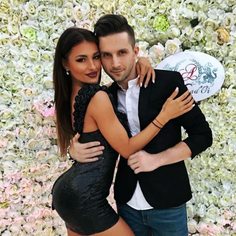 Elena Marin de la Survivor Rom&acirc;nia 2021, alături de logodnicul ei, Andrei