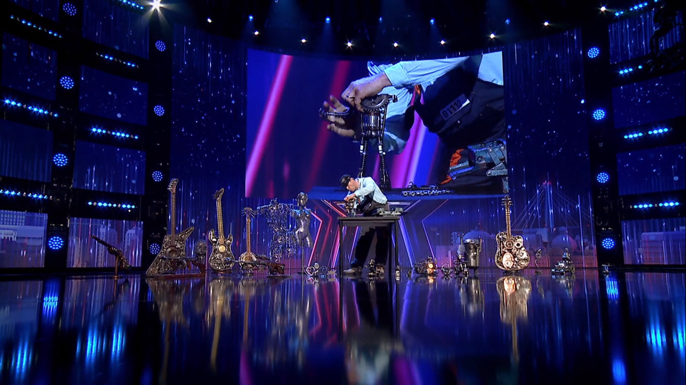 Gabriel Dinu, artistul din garaj, care i-a uimit pe jurații de la Românii au Talent, sezonul 11