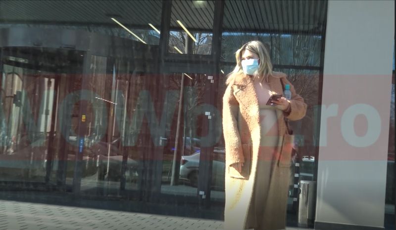 Detalii exclusive! Gina Pistol, imagini geniale cu burtica și super declarații &icirc;nainte să devina mamică :&rdquo;Am venit să-mi fac unghiile, mai am puțin și nasc!&rdquo;