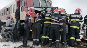 Urmările accidentului de duminică de la Vlădeni.