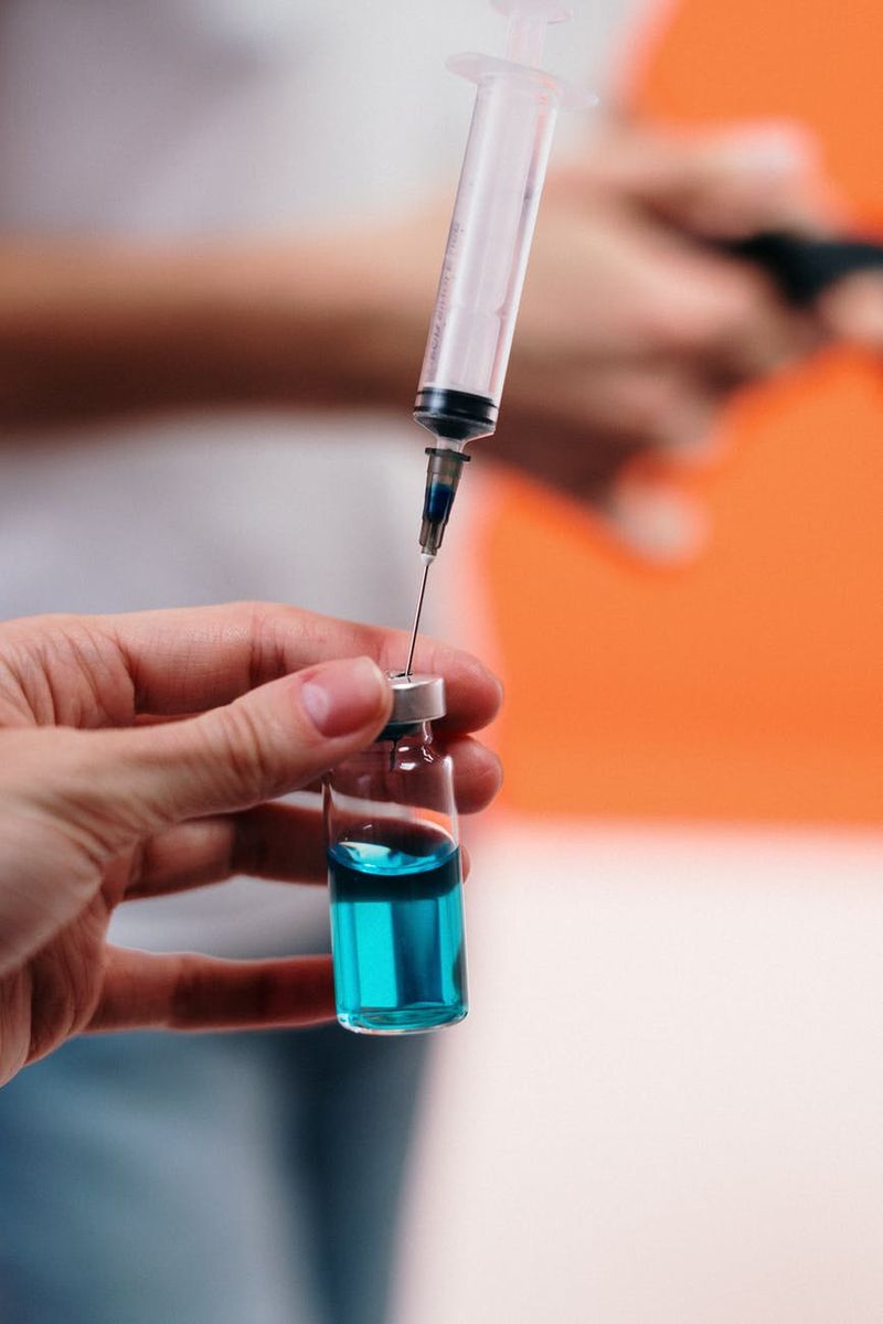 Tot ce trebuie să știi despre vaccinarea împotriva virusului COVID-19