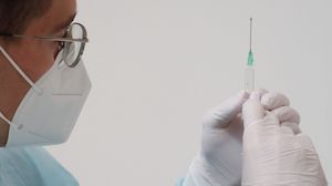 3.800 de cadre didactice au fost imunizate în prima zi de vaccinare pentru personalul din învățământ