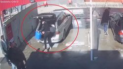 "Bombardieri" cu mașini de lux, surprinși de camerele de supraveghere în timp ce furau detergent de la o spălătorie auto