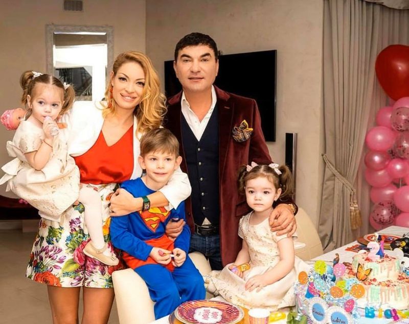Poza postată de Valentina Pelinel pe Instagram.