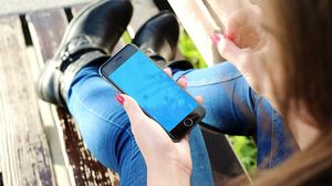 Ce a primit o femeie în locul ultimului model de Iphone