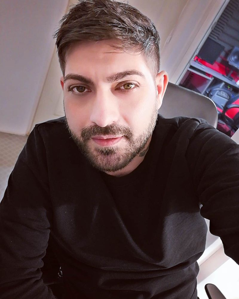 Ticy, dezvăluiri cu ochii &icirc;n lacrimi! A fost bătut de tată și dus la casa de copii: &rdquo;Mi-a dat un picior și m-a alungat&rdquo;