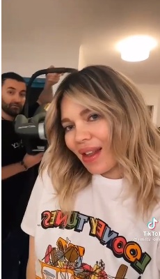 Smiley și Gina Pistol, pe ultima sută de metri cu pregătirile pentru venirea pe lume a fetiței lor! 