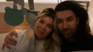 S-a aflat! Cine vor fi nașii de botez ai fetiței lui Smiley și a Ginei Pistol