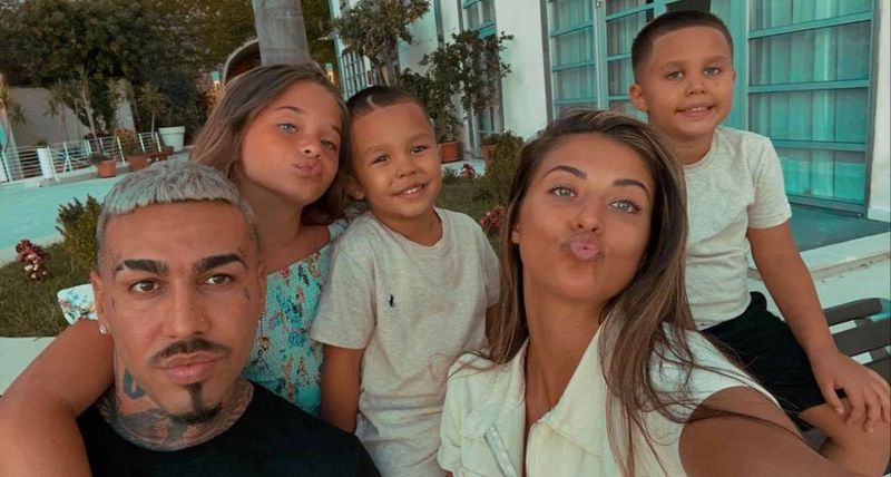 Familia Antoniei și a lui Alex Velea