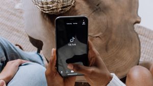 O provocare de pe TikTok le-a adus sfârșitul! Două fetițe au murit sufocate 