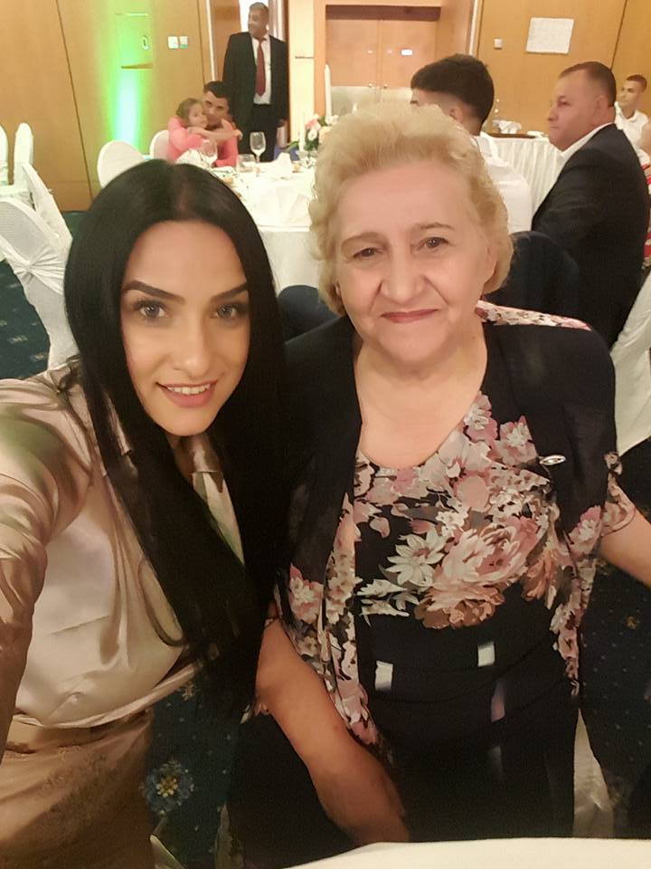 Fiica artistei Gabi Luncă, primele declarații despre starea de sănătate a mamei sale: &quot;Nu i-am spus că e vorba de COVID...&quot;