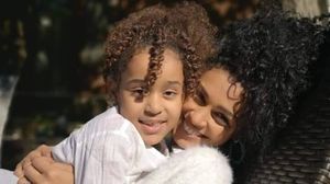 Majda Aboulumosha siJacqueline Majda Aboulumosha siJacqueline