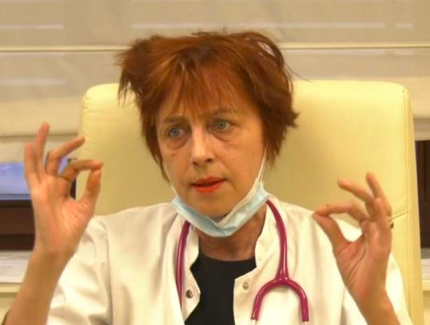 Flavia Groșan 