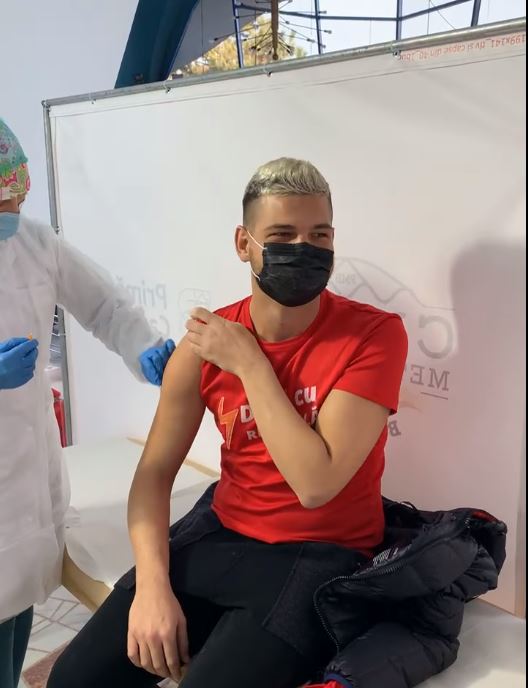 Cum se simte Răzvan Botezatu după vaccinul COVID-19