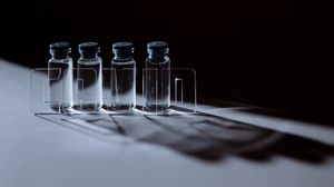 345.150 doze de vaccin Pfizer vor ajunge luni în România