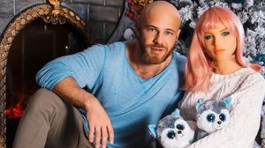 Culturistul Yuri Tolochko i-a spus adio lui Margo, păpușa gonflabilă! Bărbatul deja a înlocuit-o pe fosta sa iubire