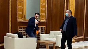 Vlad Voiculescu, surprins fără mască în Parlament! Prima reacție a Ministrului Sănătății: "Mi-am dat jos masca pentru..."