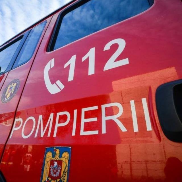 Pompierii vor primi &icirc;n dotare 27 de saltele pneumatice