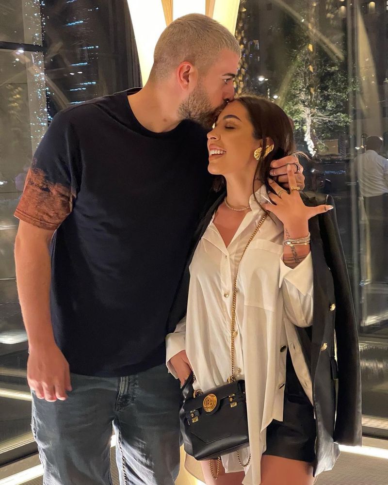 Câte operații estetice are Ștefania, iubita lui Speak