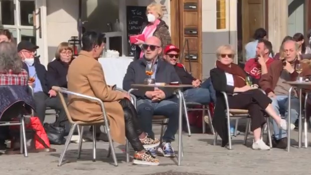 Cu un test negativ locuitorii orașului Tuebingen pot avea o zi de „normalitate” 