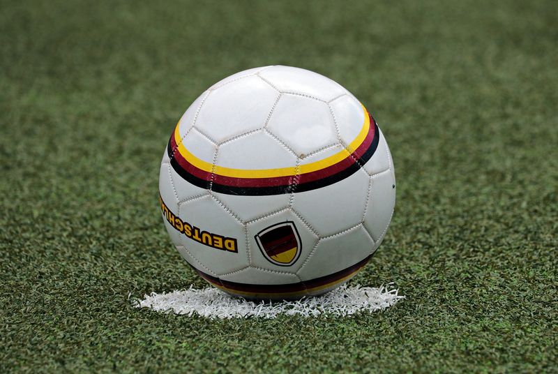 UEFA a decis numărul de spectatori prezenţi la meciurile EURO 2020