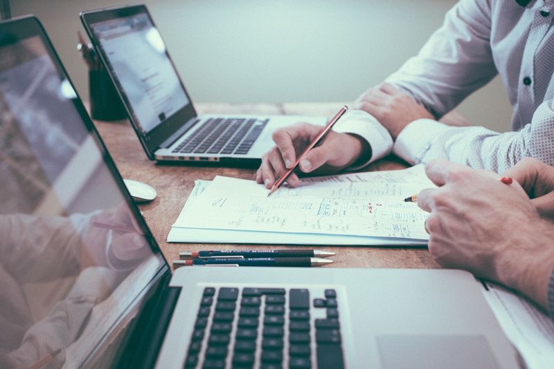 Programul angajaților poate fi redus la 80% pe perioada stării de urgență