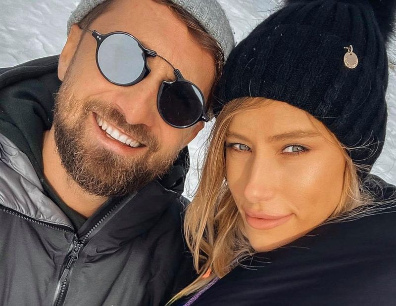 Dani Oțil și Gabriela Prisăcariu 