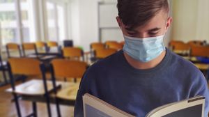 Anul școlar s-ar putea extinde, anunță ministrul Educației