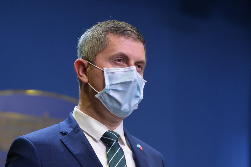 Vlad Voiculescu, demis de premierul Rom&acirc;niei