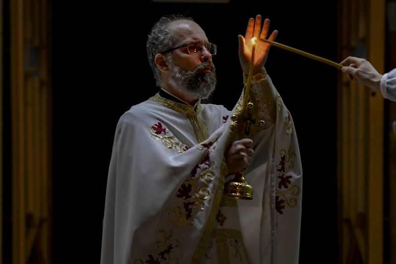 Acatistul Sfintelor Paşti. Se citeşte de la înviere până la înalţarea lui Iisus Hristos