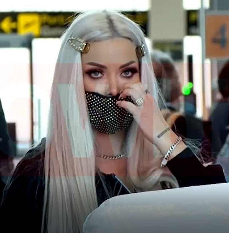 Loredana, cine ți-a accidentat posteriorul în Dubai? Chivu, surprinsă la plajă cu bandaje pe fund. A apelat iar la medicul estetician? VIDEO EXCLUSIV