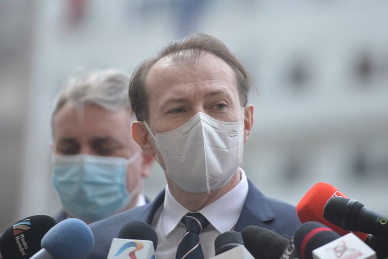 Florin C&icirc;țu, discuții cu reprezentanții HoReCa. Ce se va &icirc;nt&acirc;mpla &icirc;n perioada următoare: Sectorul HoReCa &icirc;și va vaccina tot personalul