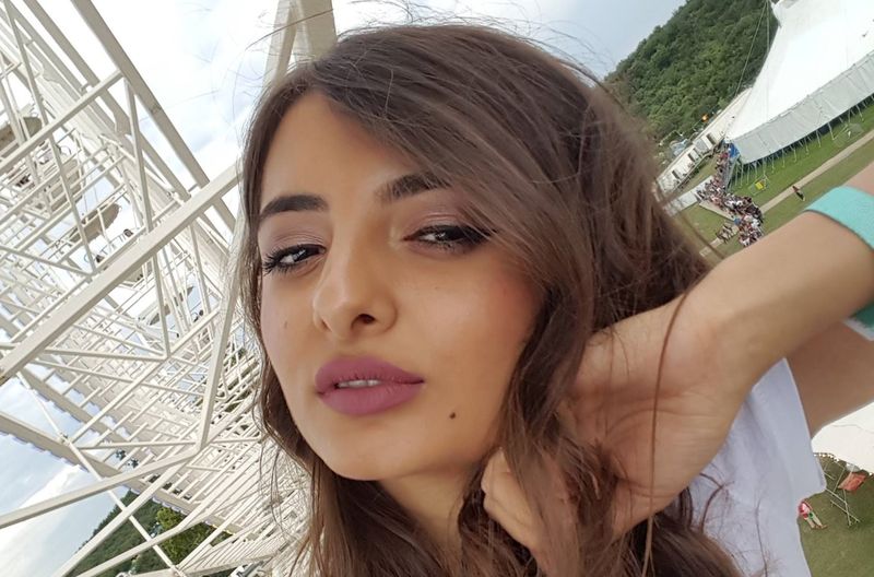 Ce relație există în prezent între Jador și Georgiana