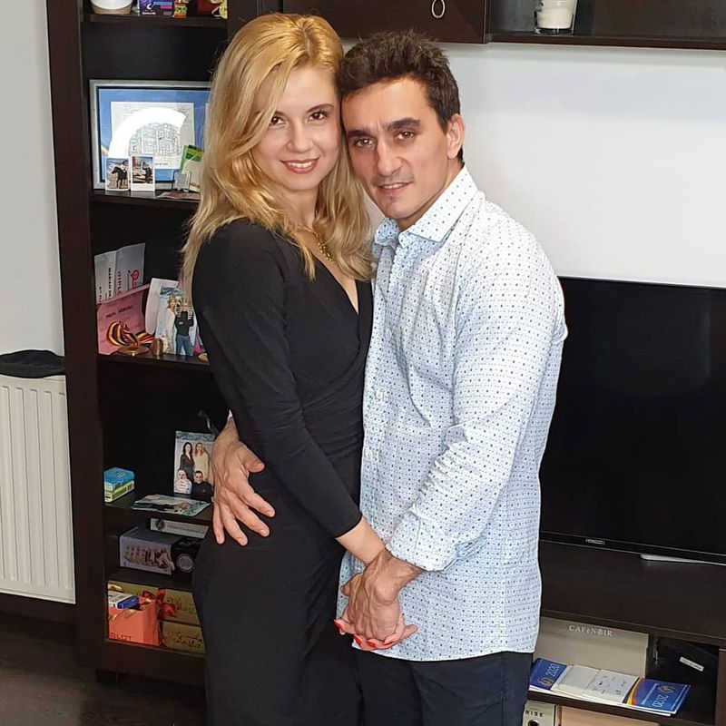 Marian Drăgulescu alături de iubita sa, Simona Carmen