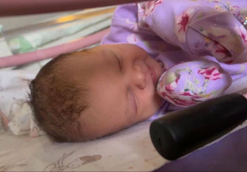 Fetiță Emily Burghelea și Andrei