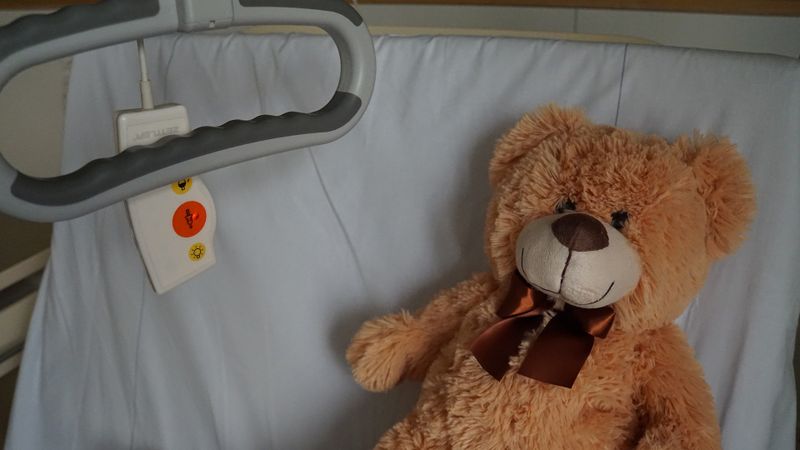 Antonio a fost alungat din spital, deși este în comă