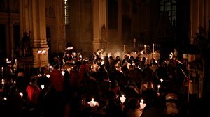 Cum se va desfășura, de fapt, slujba de Înviere. Patriarhul îl contrazice pe premier