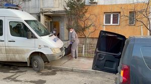 Un bărbat din Iași și-a ucis iubita și a stat cu trupul neînsuflețit în casă. Individul riscă ani buni de închisoare