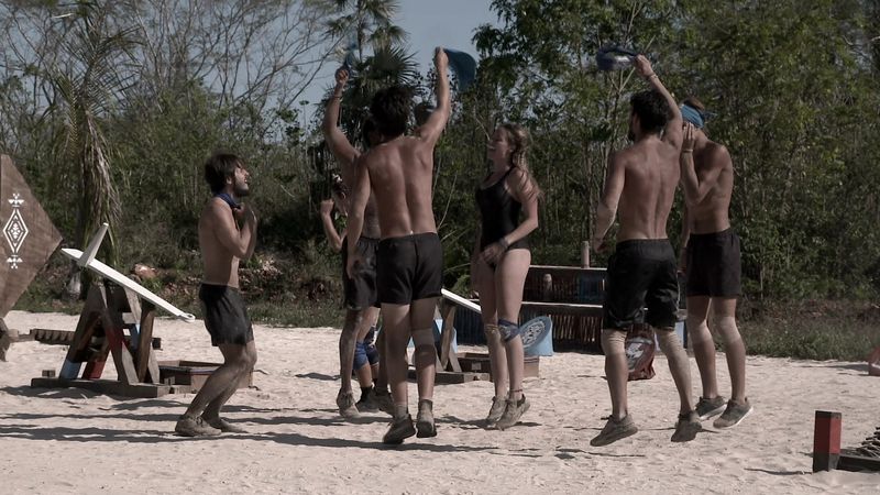 Războinicii câștigă o recompensă fabuloasă la Survivor România