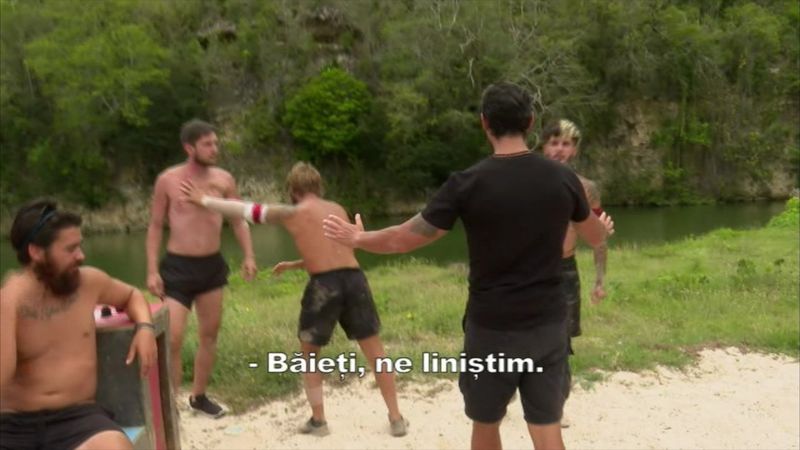 Bătaie în timpul jocului, la Survivor