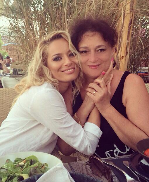 Mama Laurei Cosoi