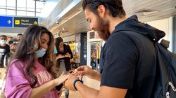 Războinicul Sorin Pușcașu și-a cerut iubita în căsătorie în aeroport: “Vrei sa fii mama copiilor mei?”. Inelul l-a adus tocmai de pe plaja de la Survivor