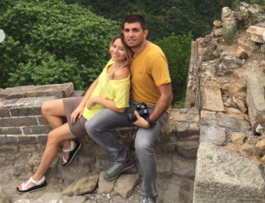 Laura Cosoi și soțul ei 