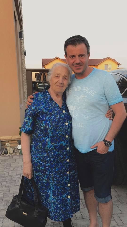 Tinu Veresezan si bunica lui