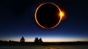 Eclipsă de soare 10 iunie 2021